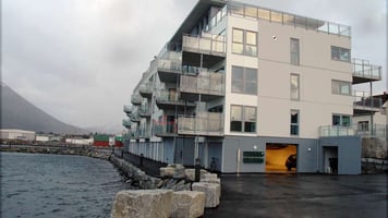 Øyehol brygge